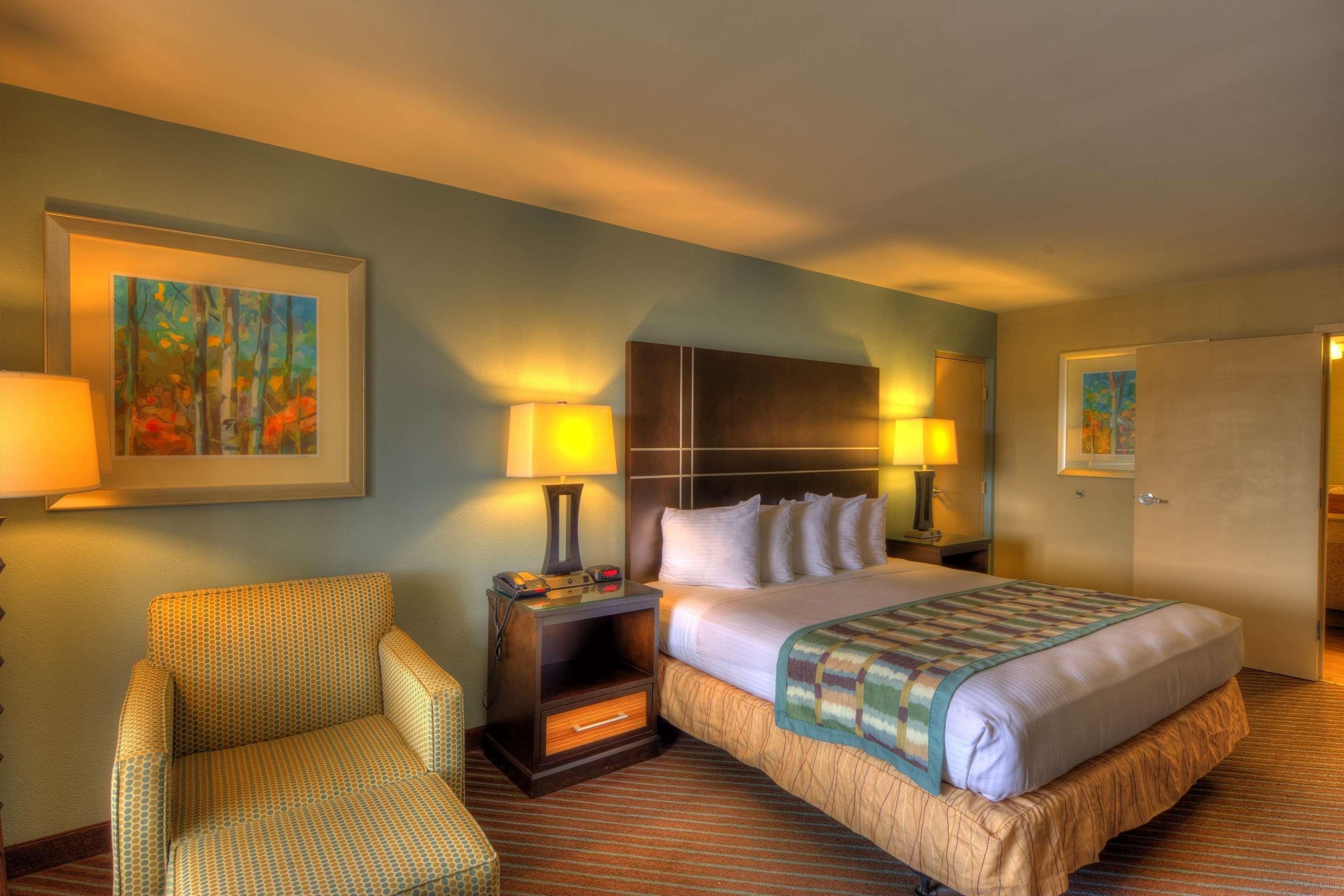 Best Western Newport Inn Bagian luar foto