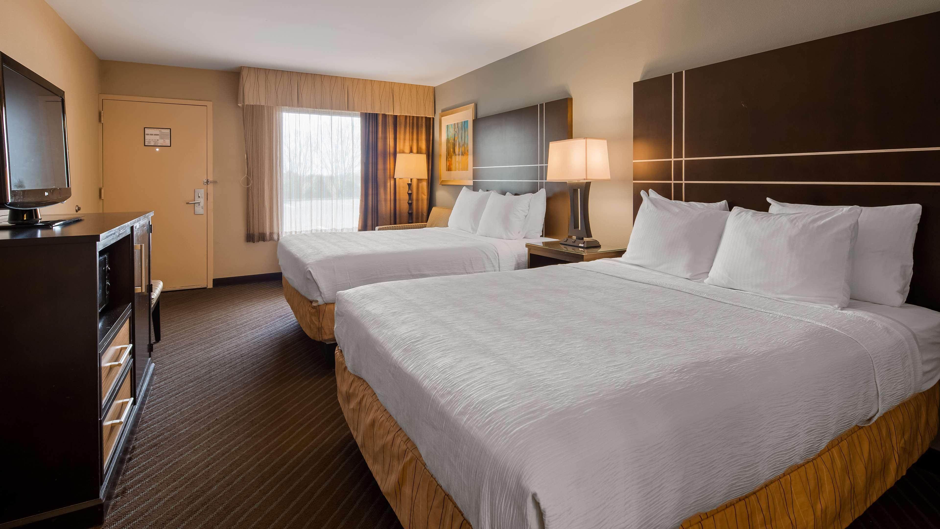 Best Western Newport Inn Bagian luar foto