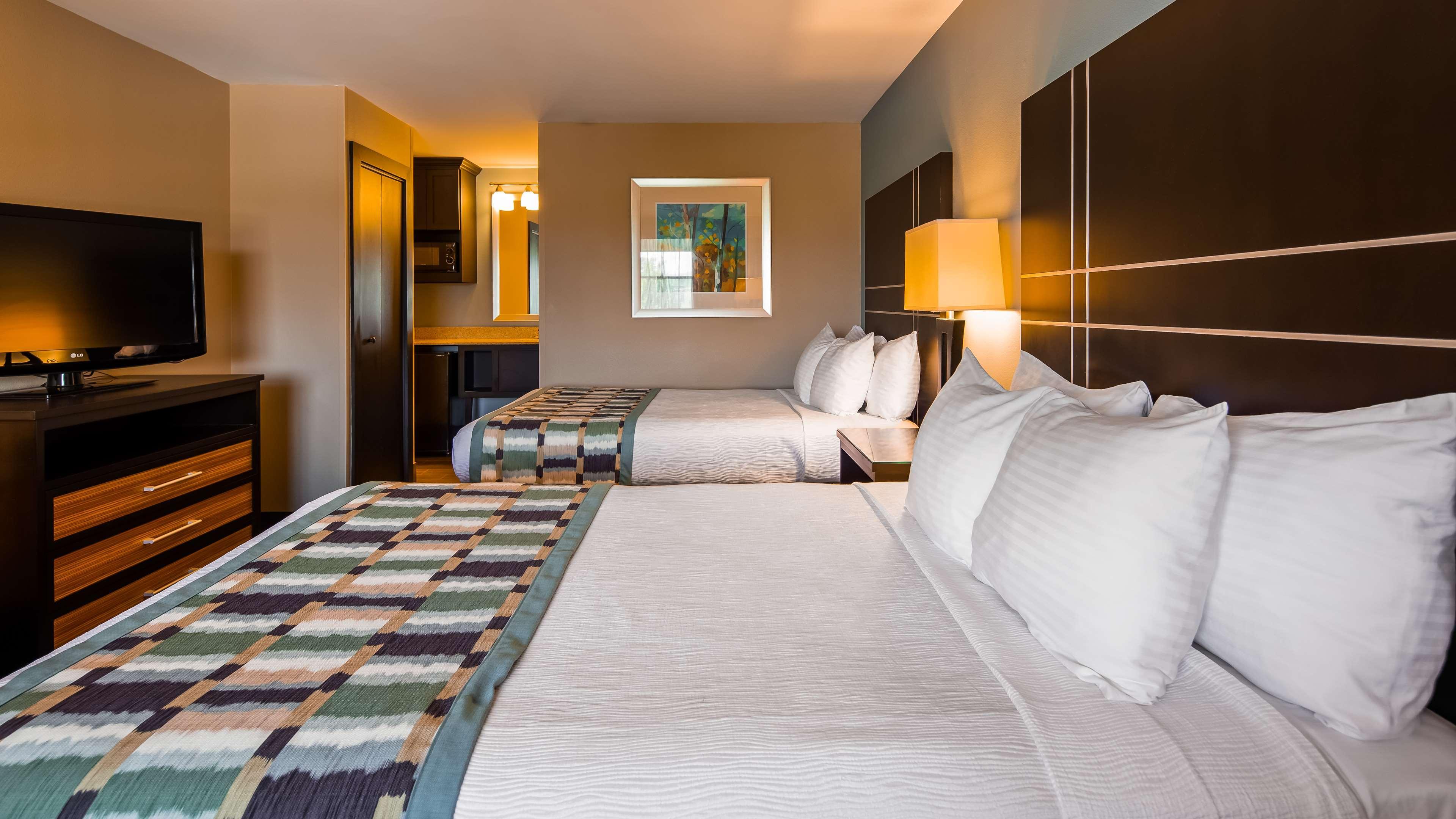 Best Western Newport Inn Bagian luar foto