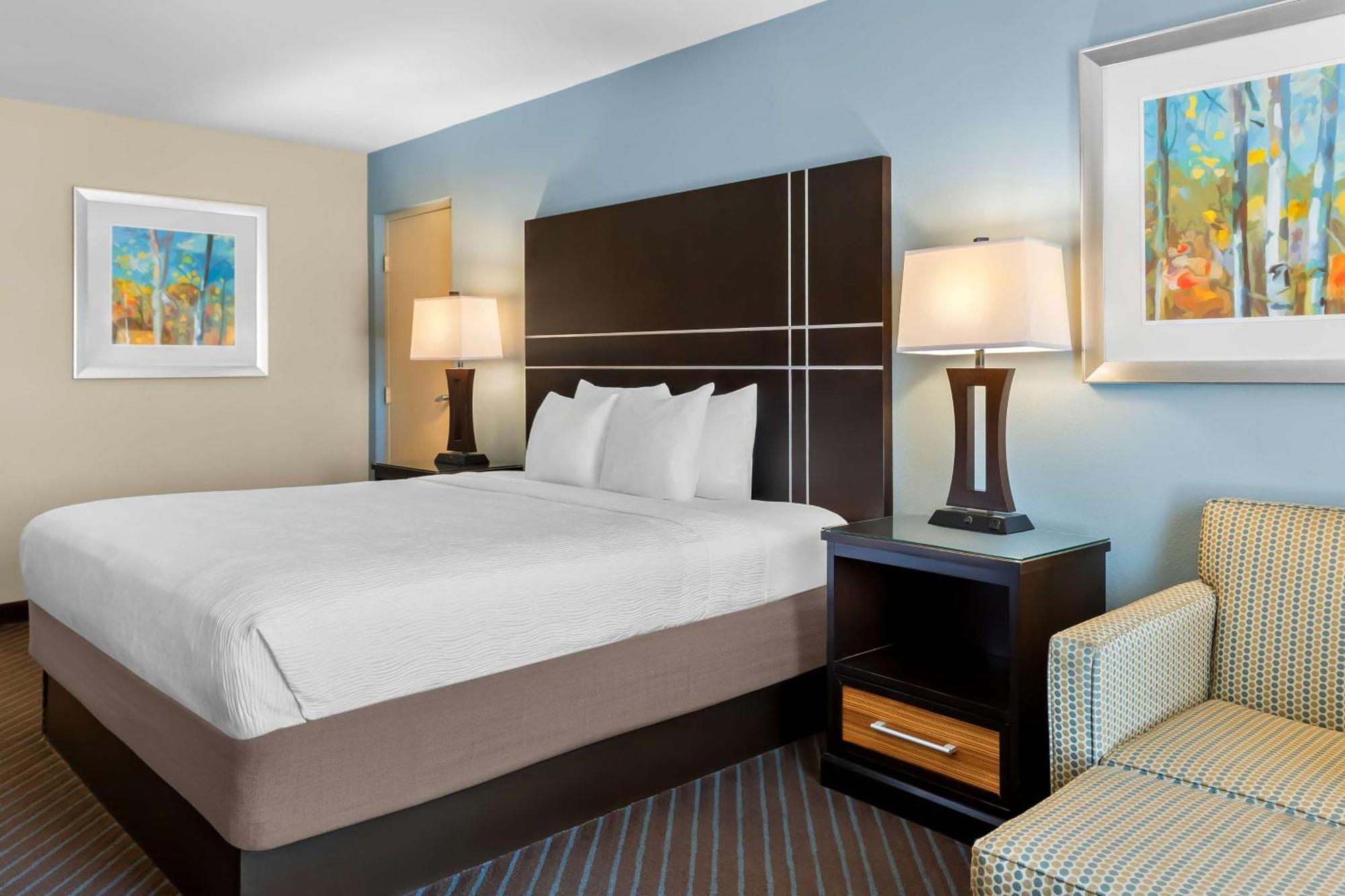 Best Western Newport Inn Bagian luar foto