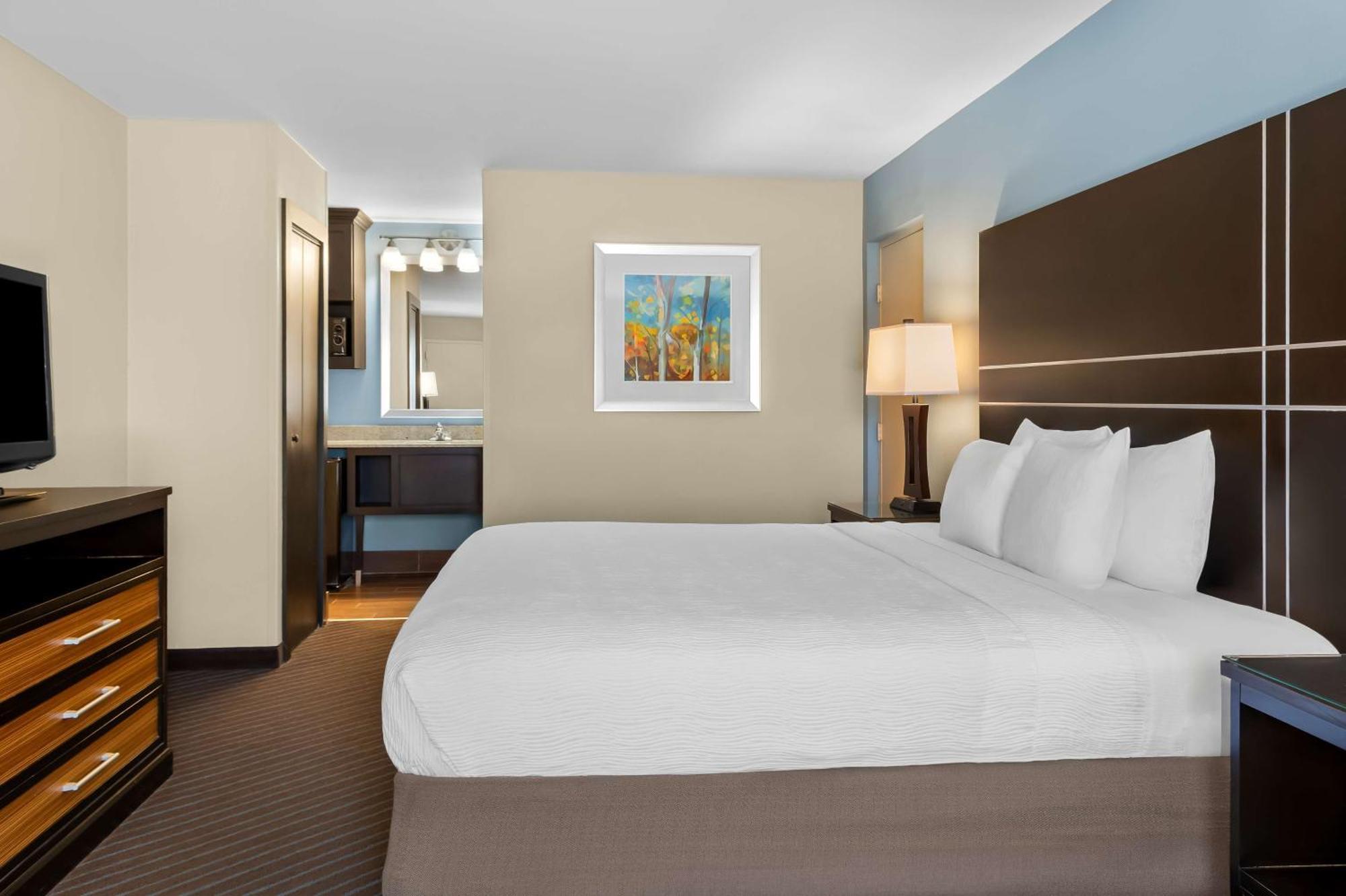 Best Western Newport Inn Bagian luar foto