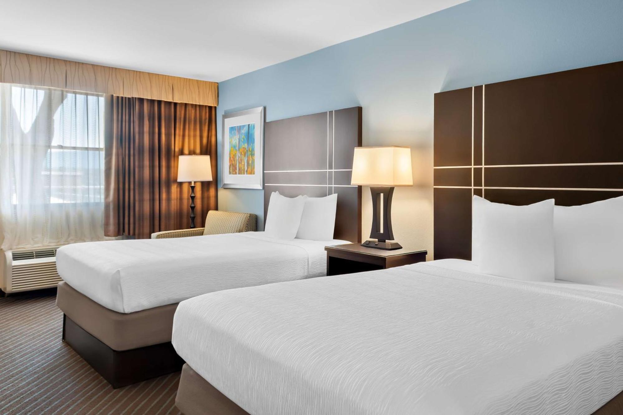 Best Western Newport Inn Bagian luar foto