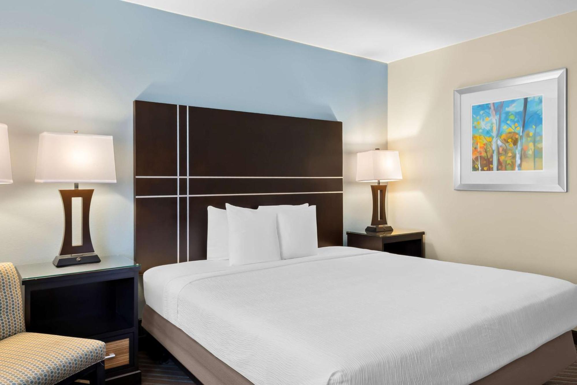 Best Western Newport Inn Bagian luar foto