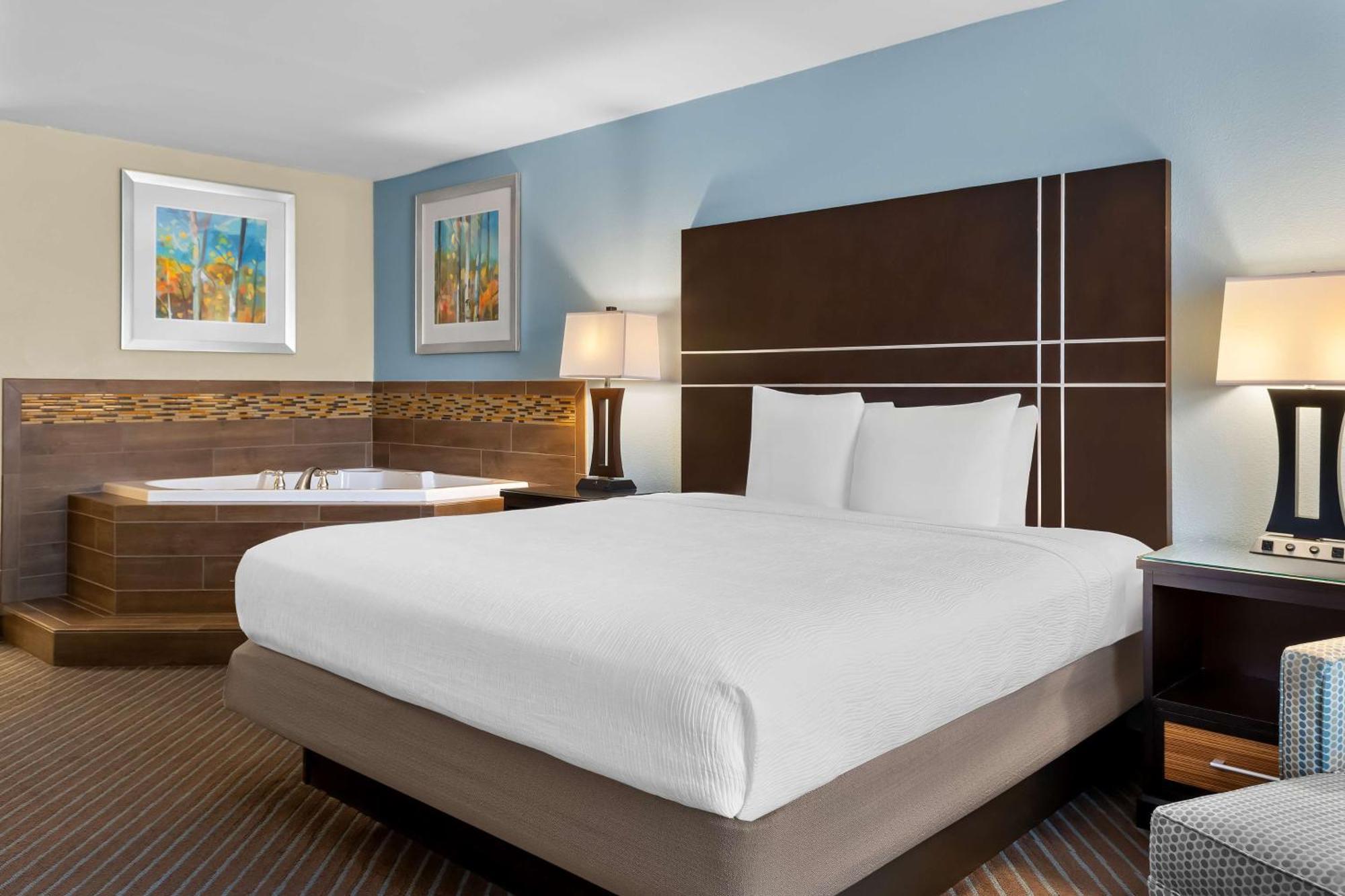 Best Western Newport Inn Bagian luar foto